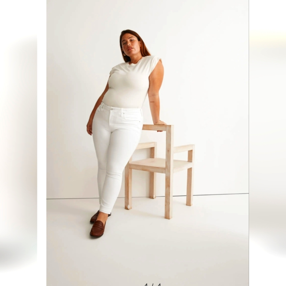 New! Madewell 9 inch skinny mid rise crop in white plus size 26 w